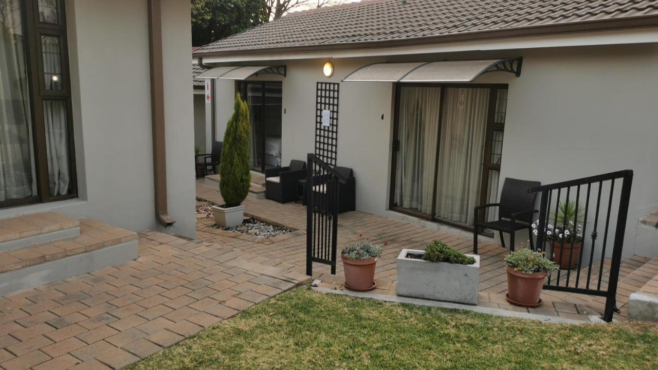 47 On Preston Guesthouse Johannesburg Luaran gambar